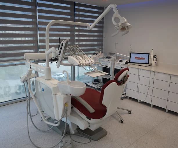 Aliadent Ağız ve Diş Sağlığı Merkezi - Küçük 4