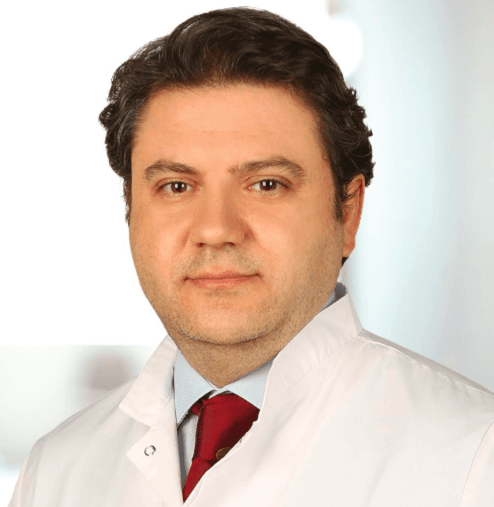 Prof. Dr. Fatih Küçükdurmaz bünyesindeki uzman doktor ve modern sağlık merkezi klinik binası görseli