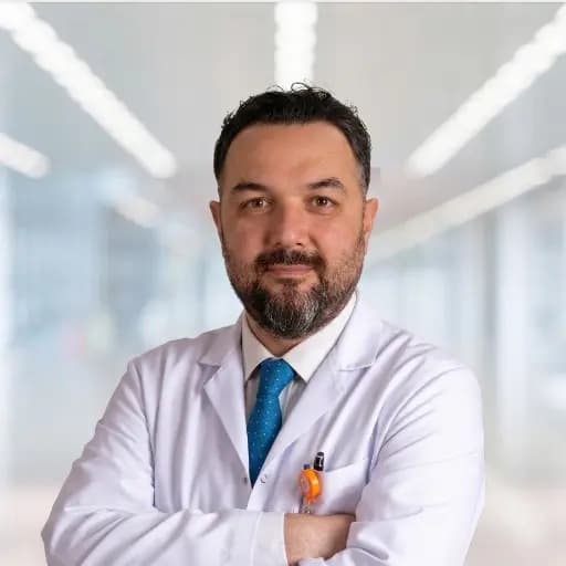 Op. Dr. Fatih Kenar bünyesindeki uzman doktor ve modern sağlık merkezi klinik binası görseli